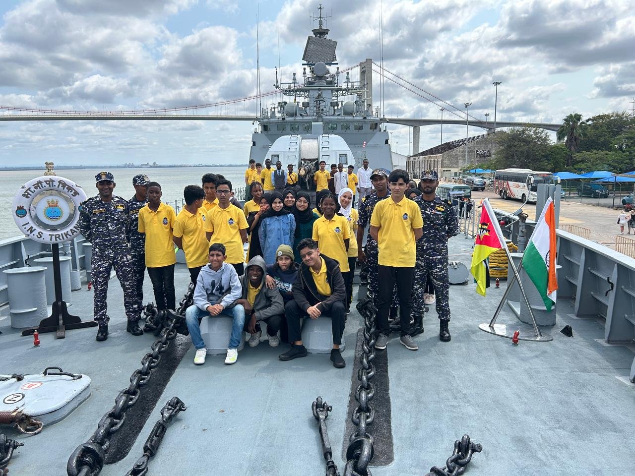 INS Trikand – visit by school children (26 March 2026)