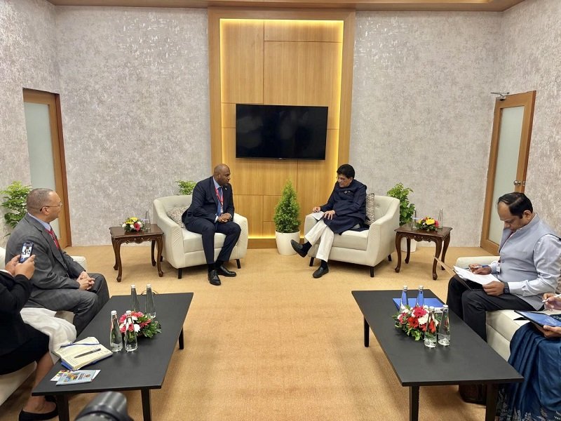 Minister of Commerce and Industry meeting with Secretary of State for Trade on the sidelines of CII Partnership Summit (14 Nov 2025)
