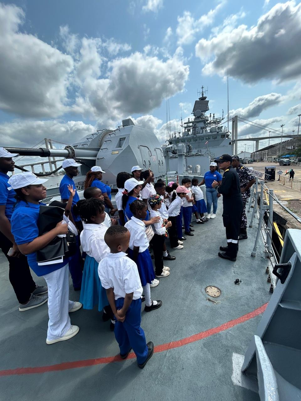INS Trikand – visit by school children (26 March 2026)