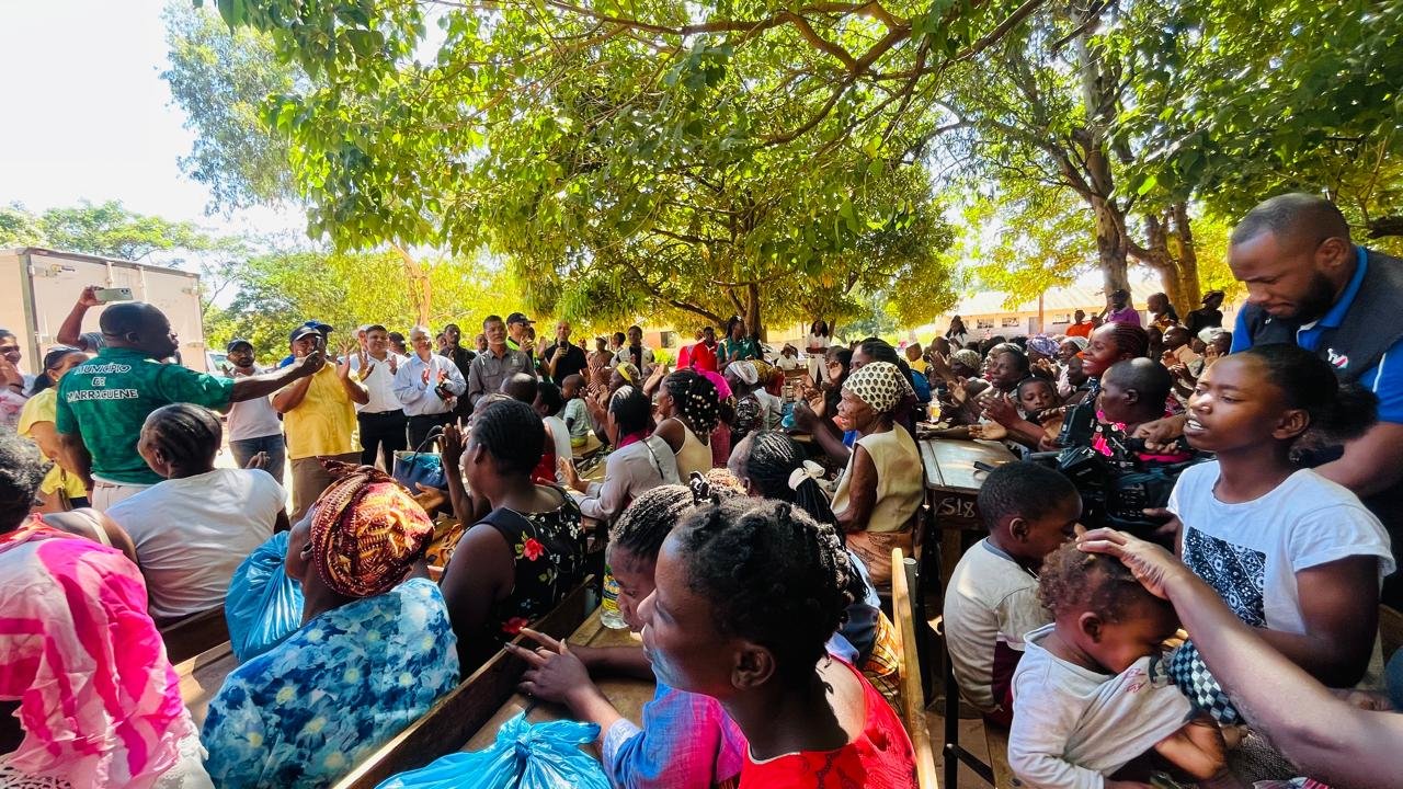 Distribution of essential food and clothing items in Marracuene (6 Feb 2026)