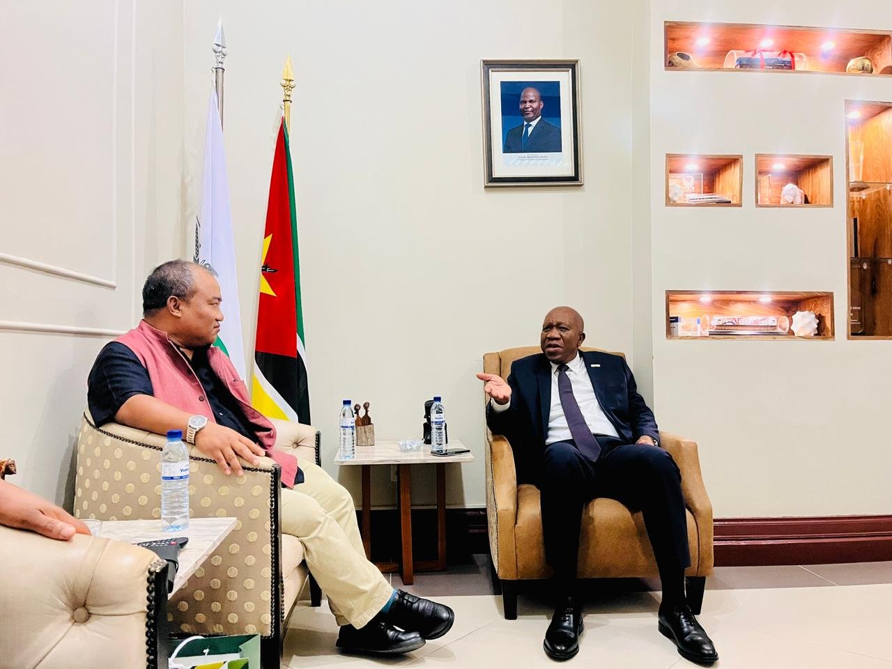With President of the Board of Directors of Mozambican Ports and Railways (8 Jan 2026)