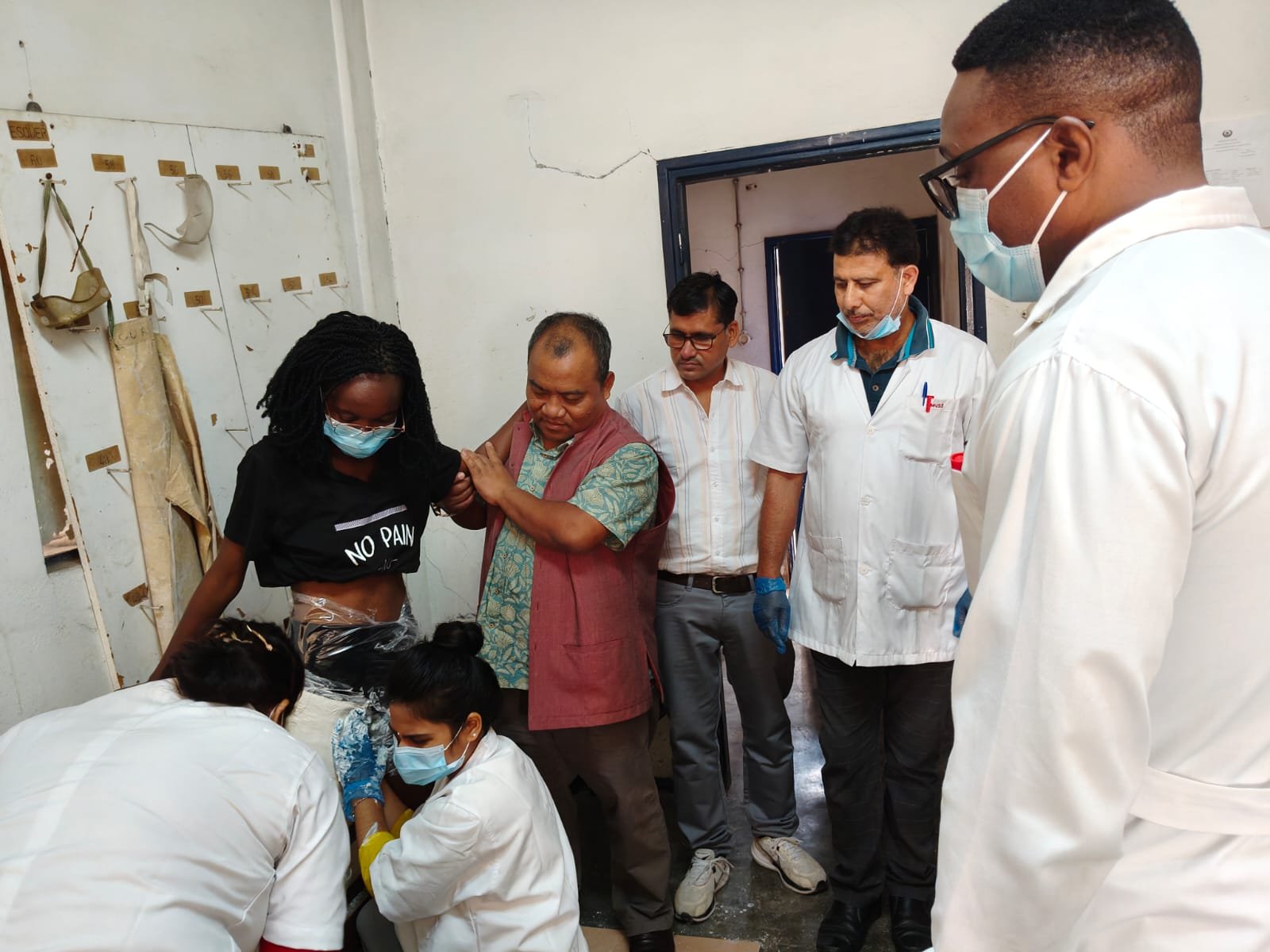 Free artificial limb camp at Central Hospital in Maputo (9 July 2025)