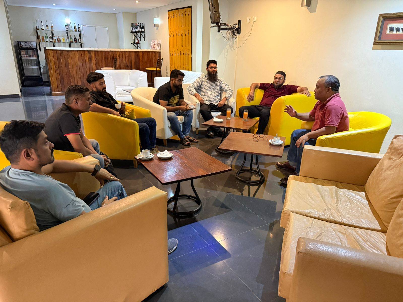 With representatives of Indian community in Lichinga (24 Sept 2025)
