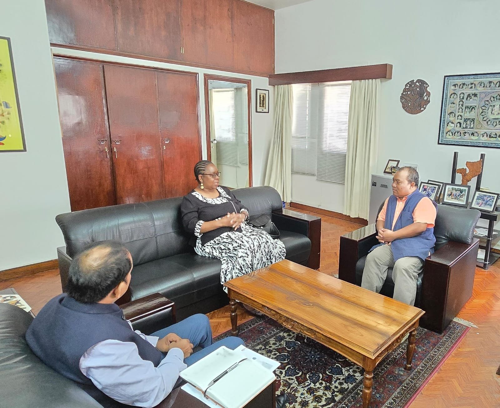With Rector of Pungue University (17 April 2026)