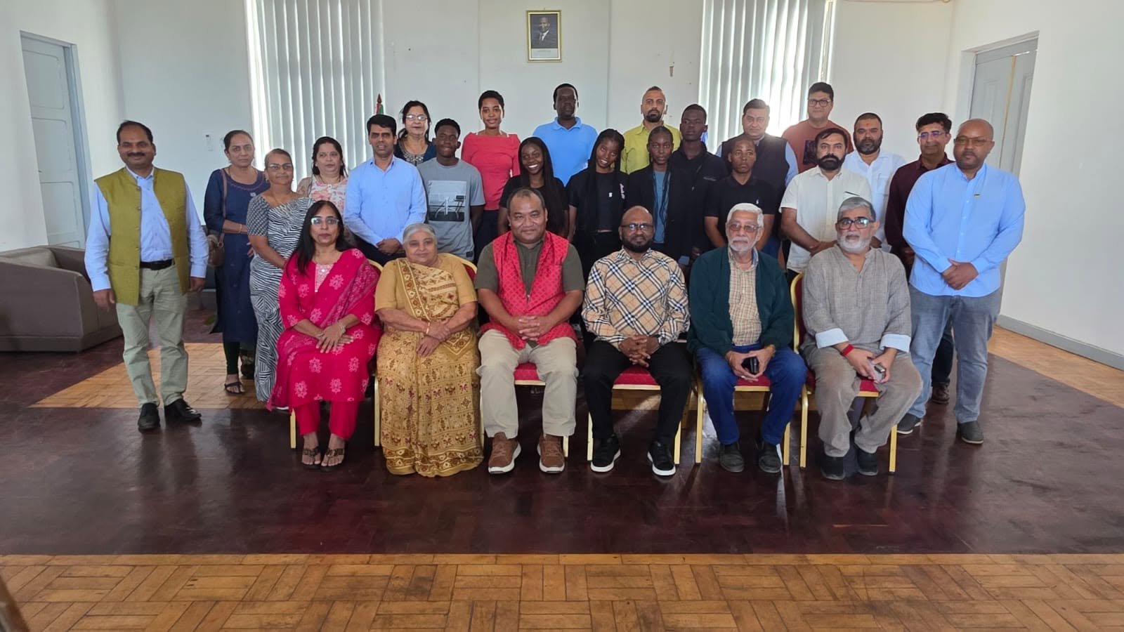 Mayor of Xai Xai with ICCR students from Gaza province (6 June 2026)