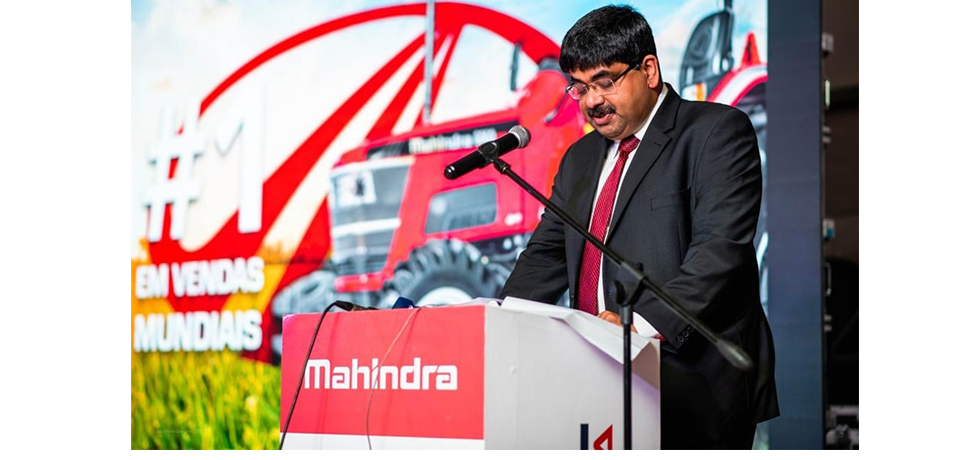 High Commissioner witnesses the formal launch of assembly plant of Mahindra Tractors & Heavy vehicles at Maputo by MHL Auto Ltd
