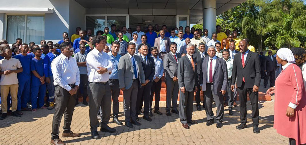 Visit of Hon'ble External Affairs Minister of India, Dr. S. Jaishankar, to Mozambique from April 13-15, 2023 - Visited Fabrica Nacional de Medicamentos (FNM) in Maputo along with Hon'ble Minister of Health of Mozambique, H.E. Dr. Armindo Tiago.