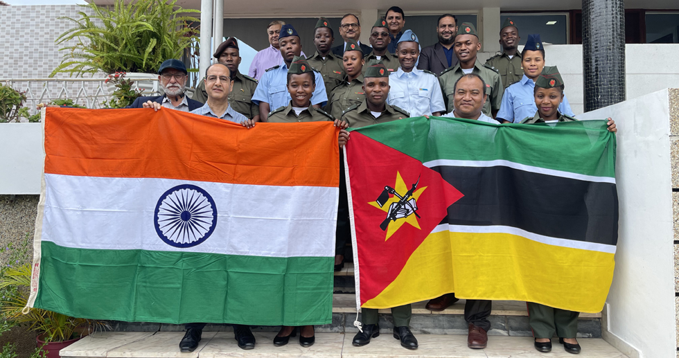 HC designate with Mozambican cadets and officers (12 Jan 2024)
